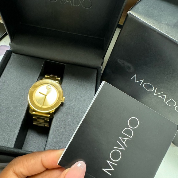 MOVADO BOLD LADIES WATCH - Picture 7 of 7